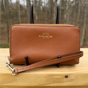 COACH Tan/Brown Leather Double Zip Wallet w/wristlet strap
